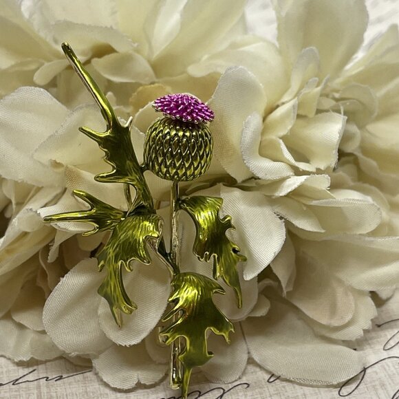 Thistle Pin Gold Flower Scotland Classic Brooch Hat Pin Scarf jewelry Purple - Picture 6 of 16